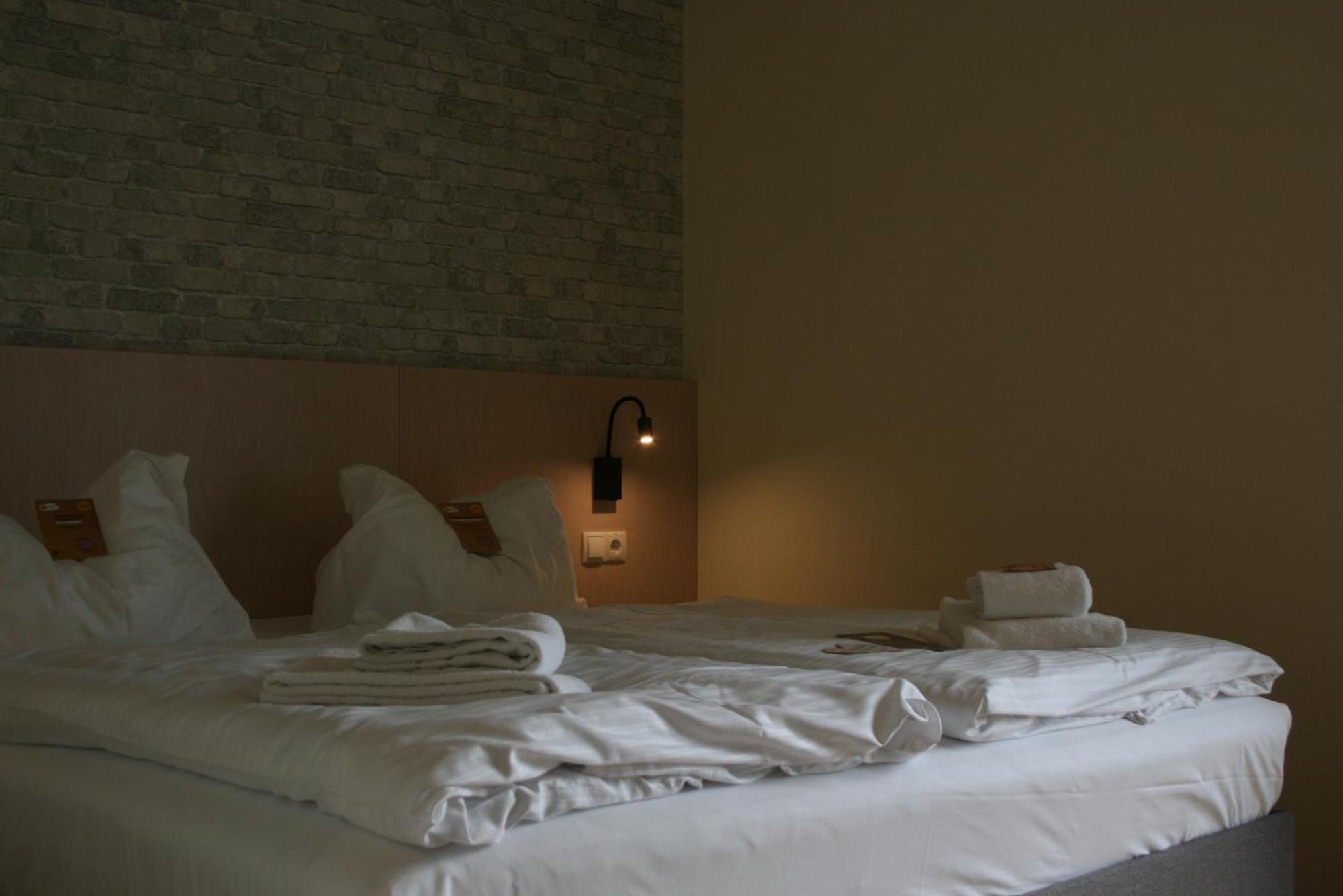 Jufa Hotel Im Brueckenkopfpark - Juelich エクステリア 写真